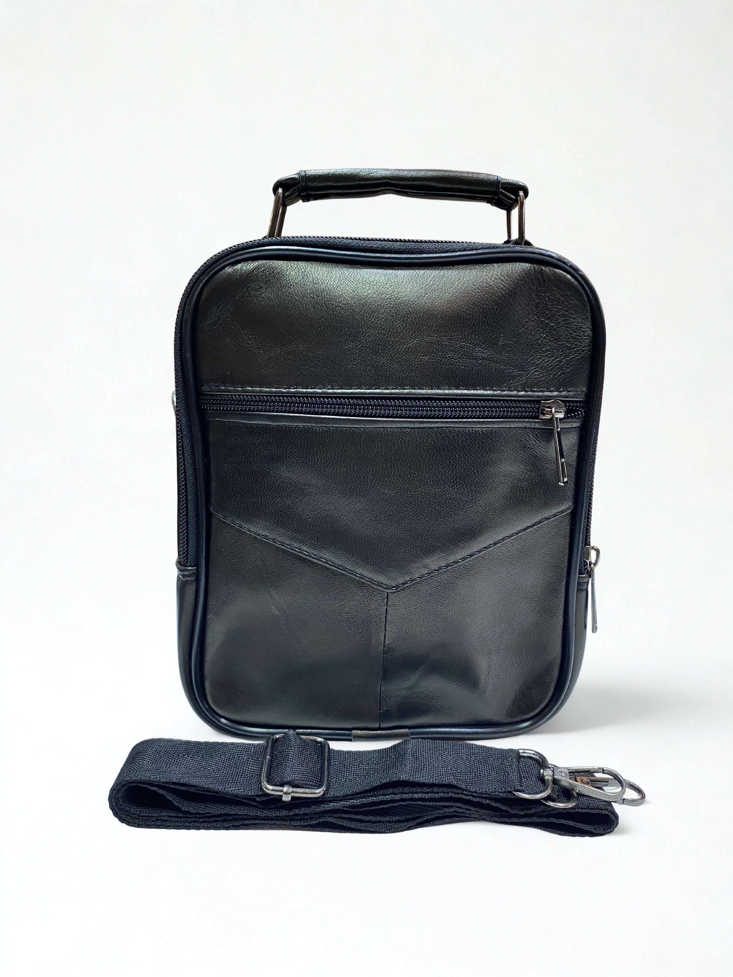 Portföy Çanta|Orta Boy|Dik Model|Kasalı|Çok Bölmeli|Parlak Siyah|Omuzdan Asmalı