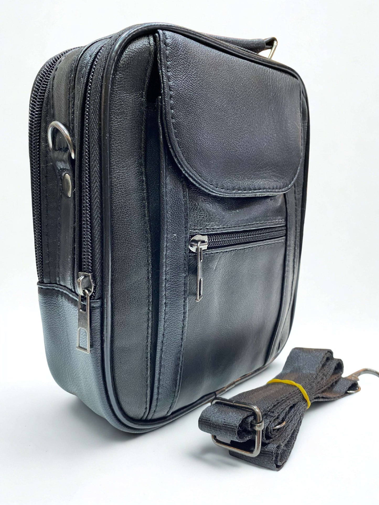 Portföy Çanta|Orta Boy|Dik Model|Kasalı|Çok Bölmeli|Siyah|Omuzdan Asmalı